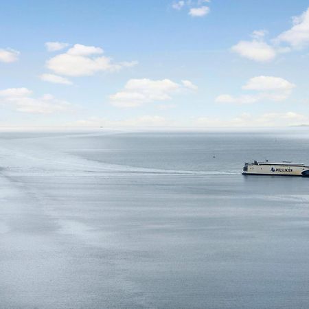 オールフスEndless Ocean Views With Private Balconyアパートメント エクステリア 写真