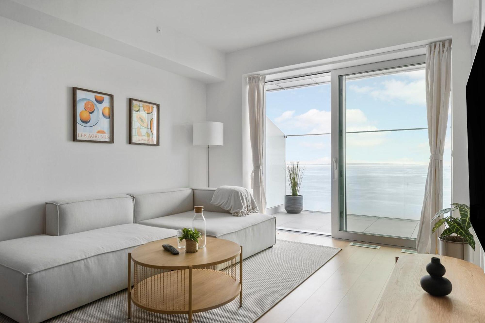 オールフスEndless Ocean Views With Private Balconyアパートメント エクステリア 写真