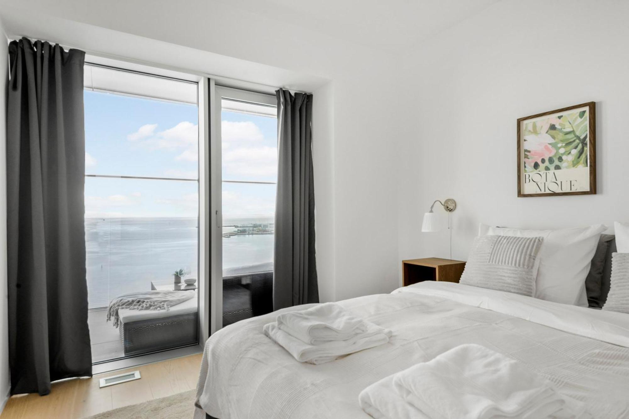 オールフスEndless Ocean Views With Private Balconyアパートメント エクステリア 写真